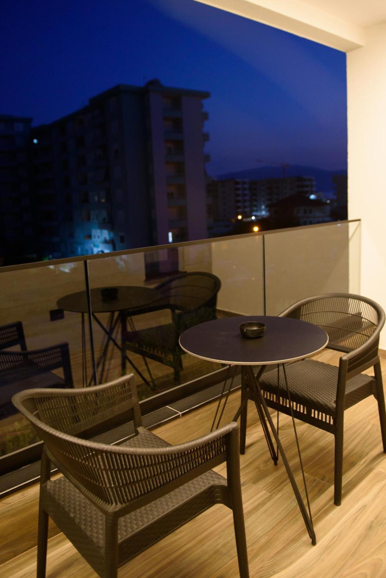 Calma Boutique Hotel Vlorë 外观 照片