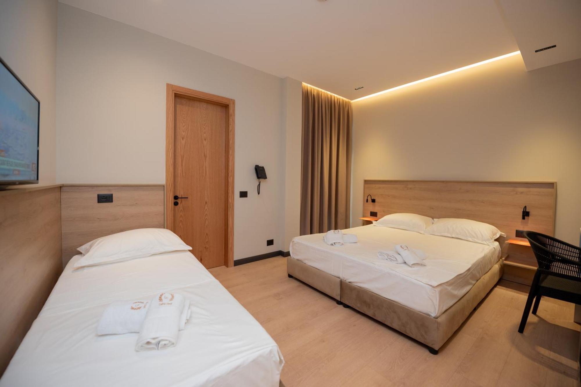Calma Boutique Hotel Vlorë 外观 照片
