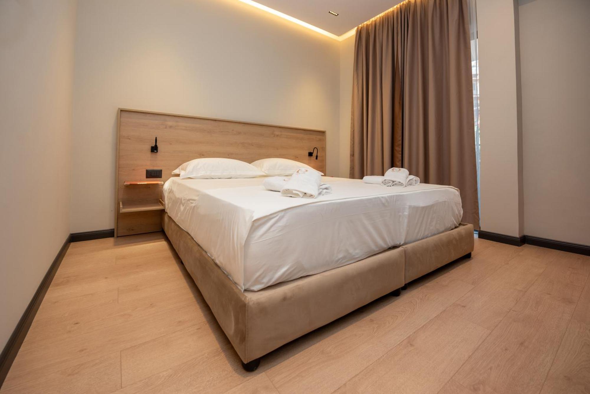Calma Boutique Hotel Vlorë 外观 照片