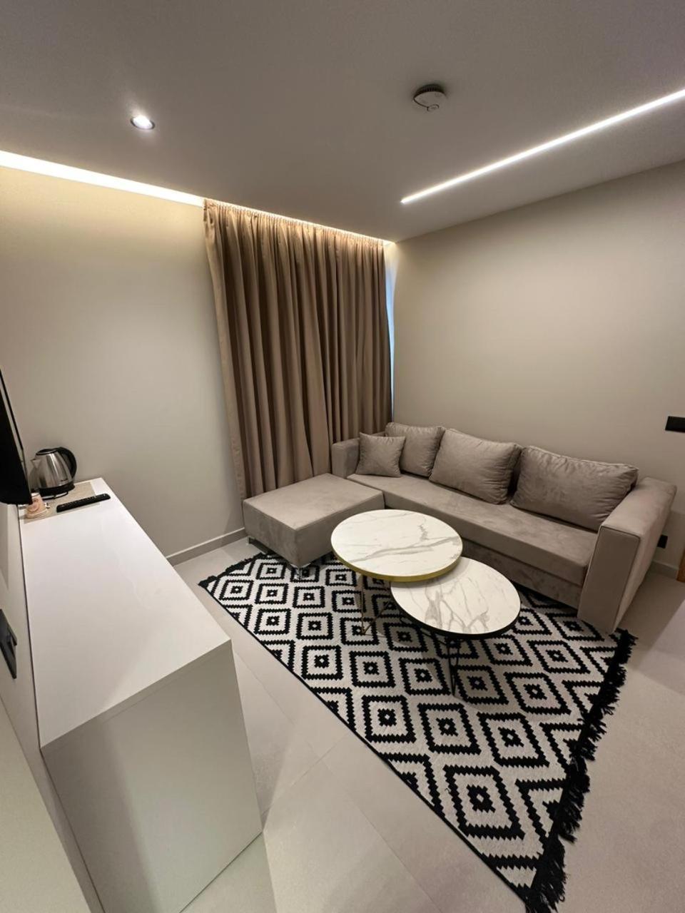 Calma Boutique Hotel Vlorë 外观 照片